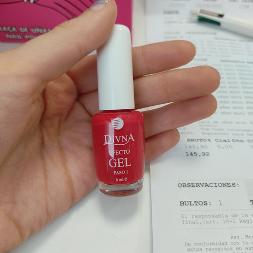 Impacto Cosmetics, nao nature, Divna Laca Efecto Gel N°252 6ml